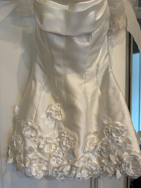 Dresses & Skirts - Bridal shower dress !